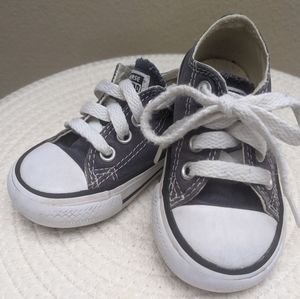 Converse | Chuck Taylor Infant/Toddler Size 4